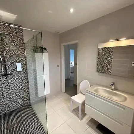 Holiday home La Maison Laurier *